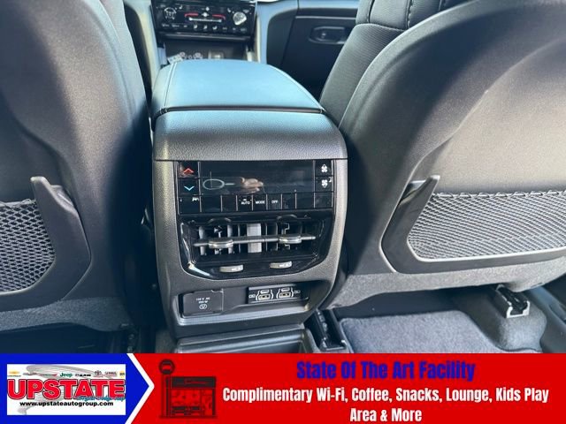New 2025 Jeep Grand Cherokee L Altitude image 22