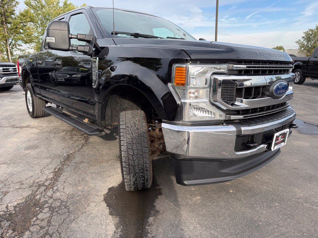 Used 2022 Ford F250 XLT w/ Snow Plow Prep Package AWD/4WD image 3