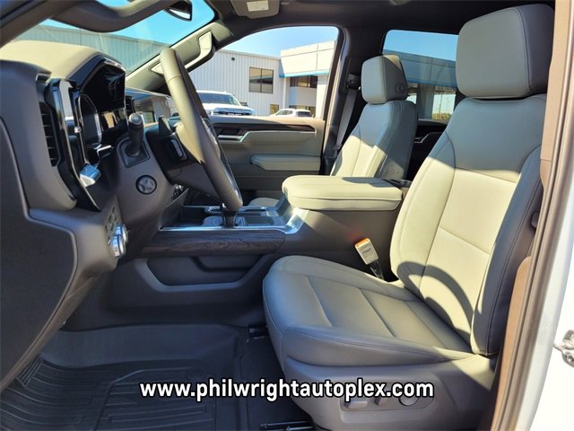 New 2026 GMC Sierra 1500 SLT image 10