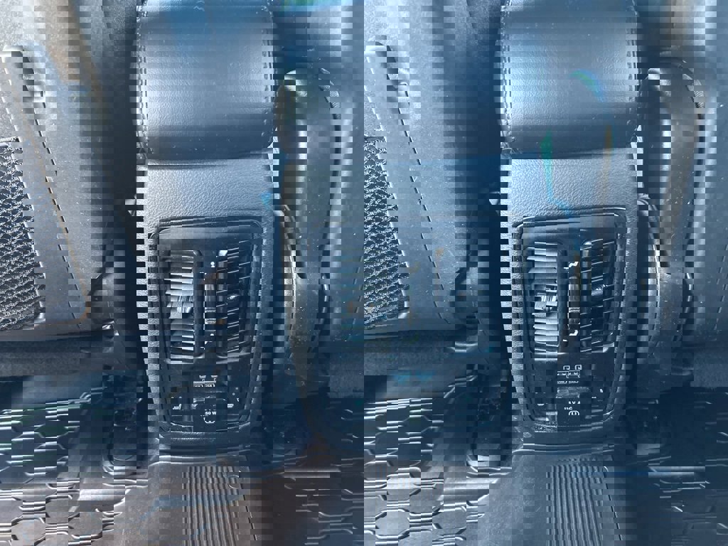 Used 2019 Dodge Durango GT image 18