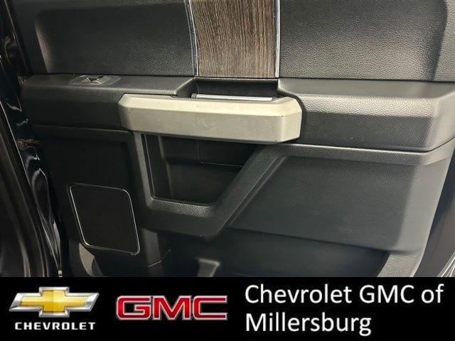 Used 2020 Ford F250 Lariat w/ Lariat Ultimate Package AWD/4WD image 32