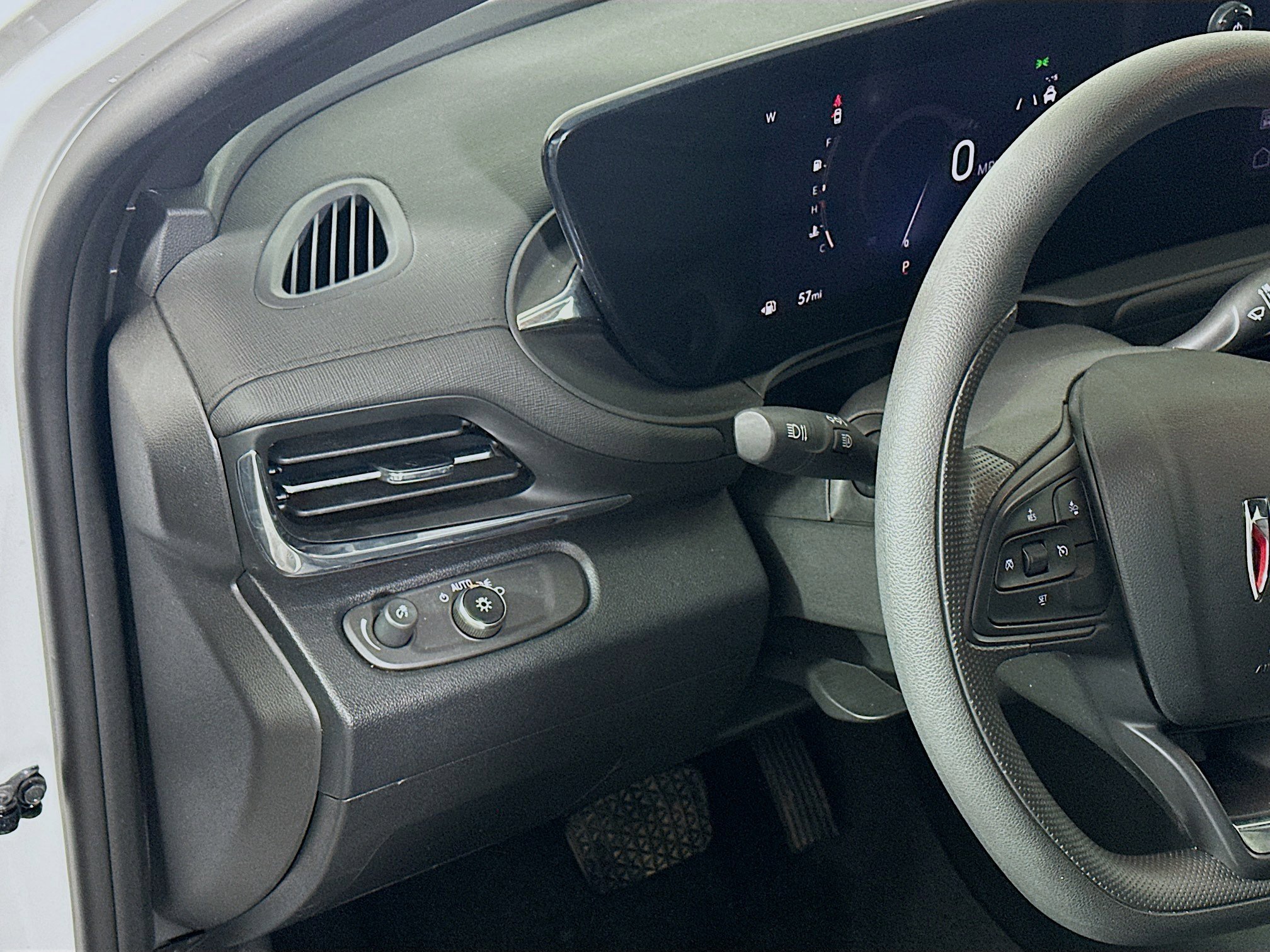 Used 2025 Buick Envista Preferred FWD image 16