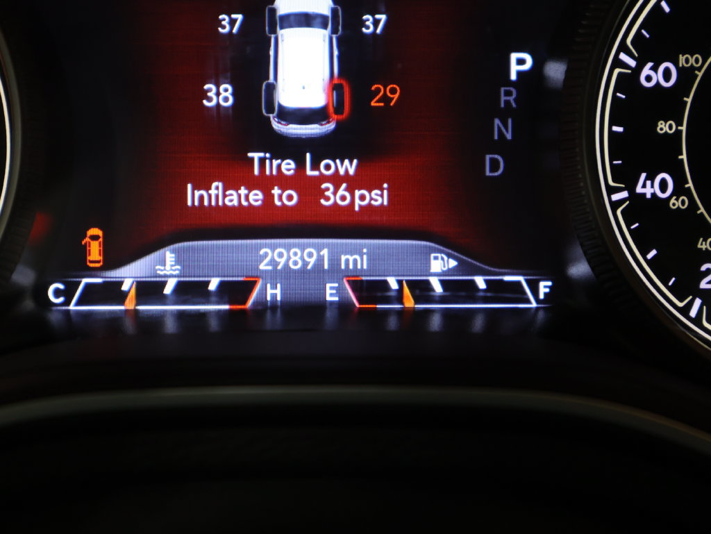 Used 2022 Jeep Cherokee Latitude Lux AWD/4WD image 39