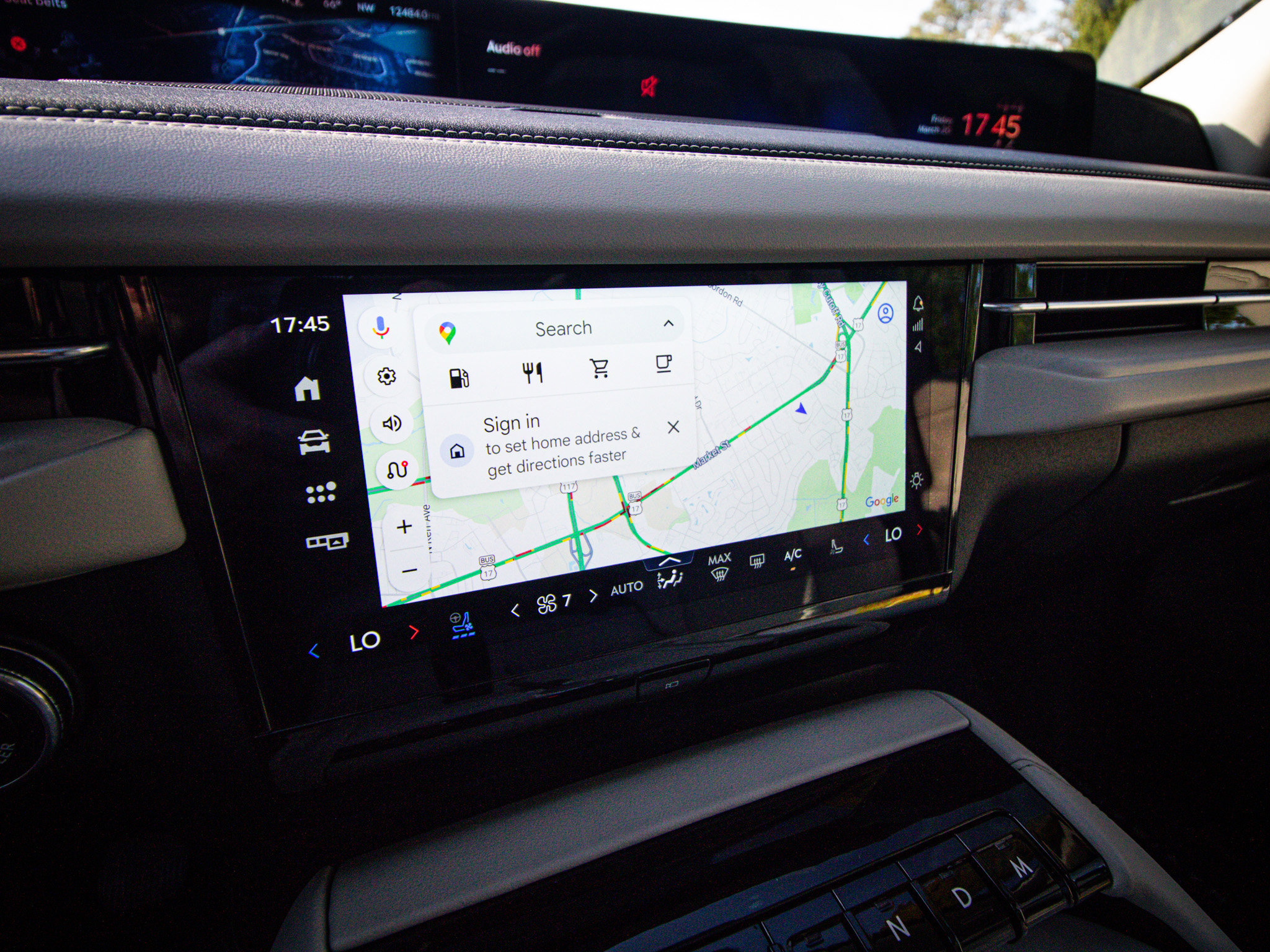 Used 2025 Lincoln Navigator Reserve image 25