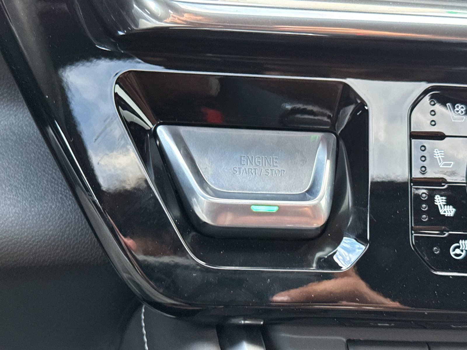 New 2026 GMC Sierra 1500 Denali Ultimate image 25