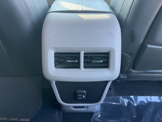 Used 2024 GMC Terrain SLT image 52