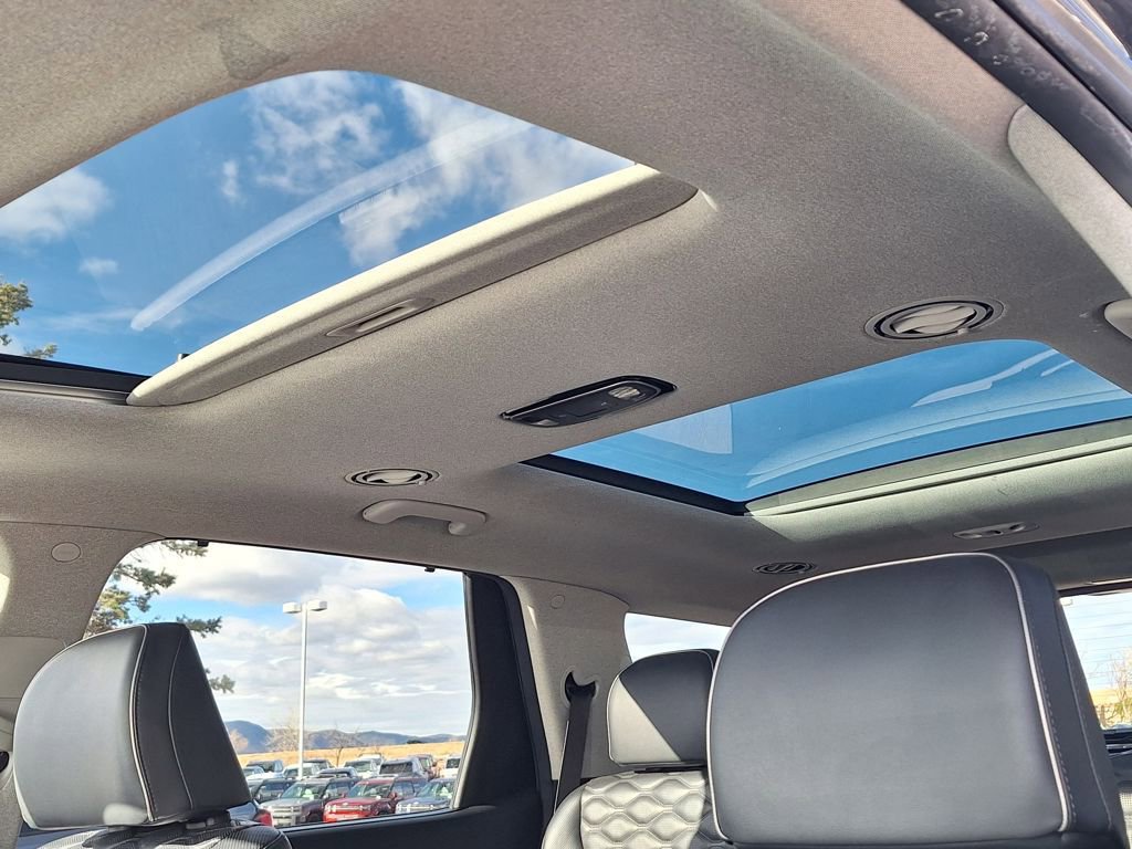 Used 2021 Hyundai Palisade Limited w/ Cargo Package image 26