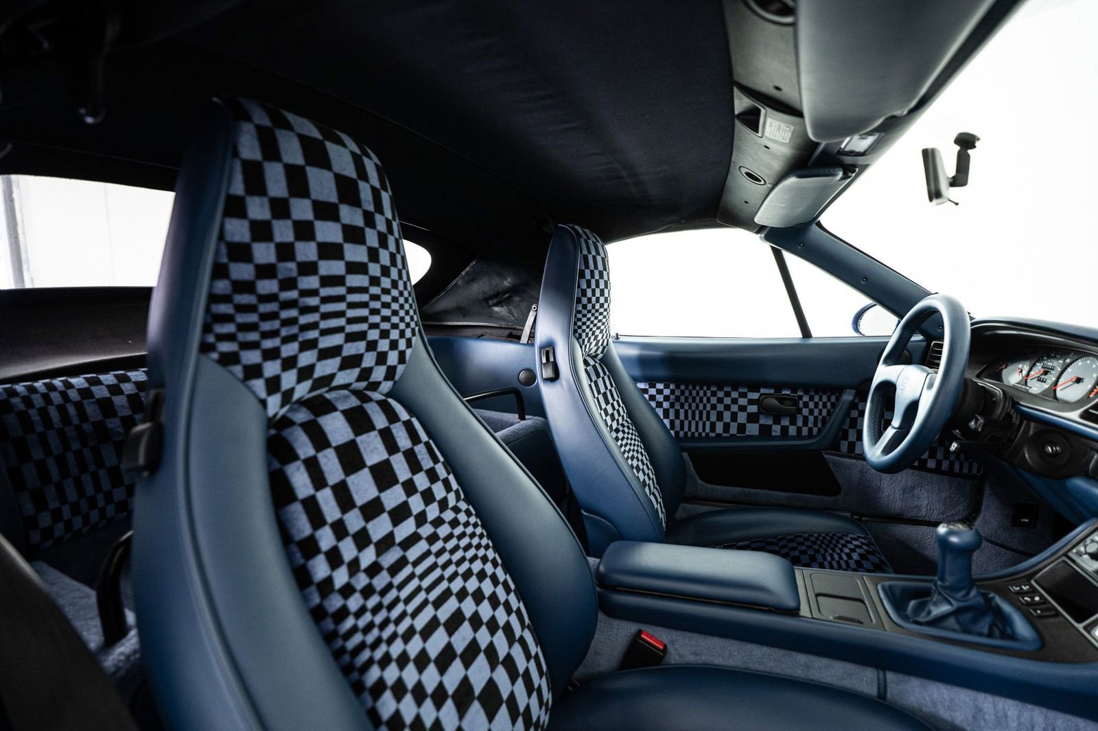 Used 1992 Porsche 968 Cabriolet image 42