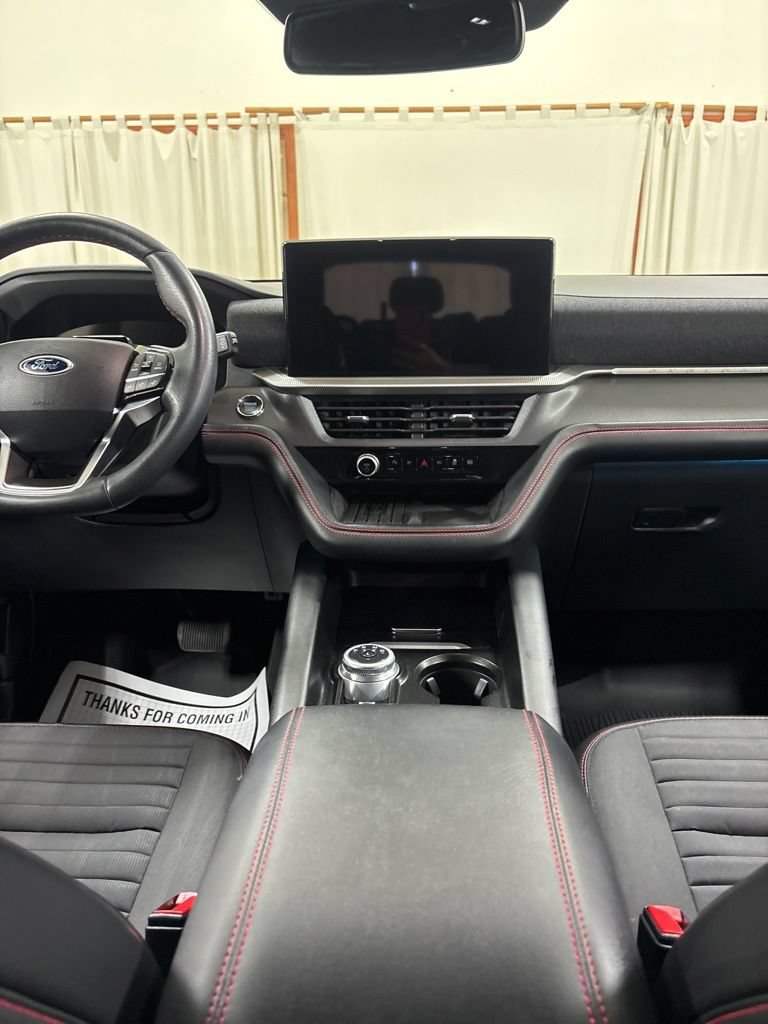 Used 2025 Ford Explorer ST-Line w/ Premium Package AWD/4WD image 26
