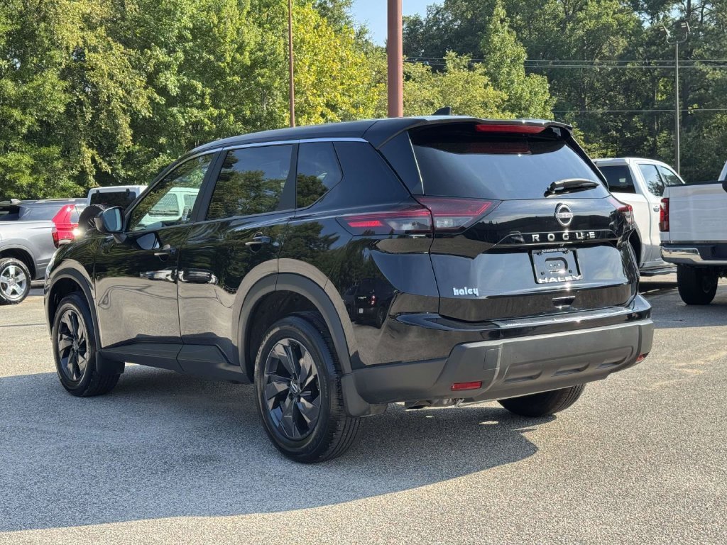 Used 2026 Nissan Rogue SV FWD image 24