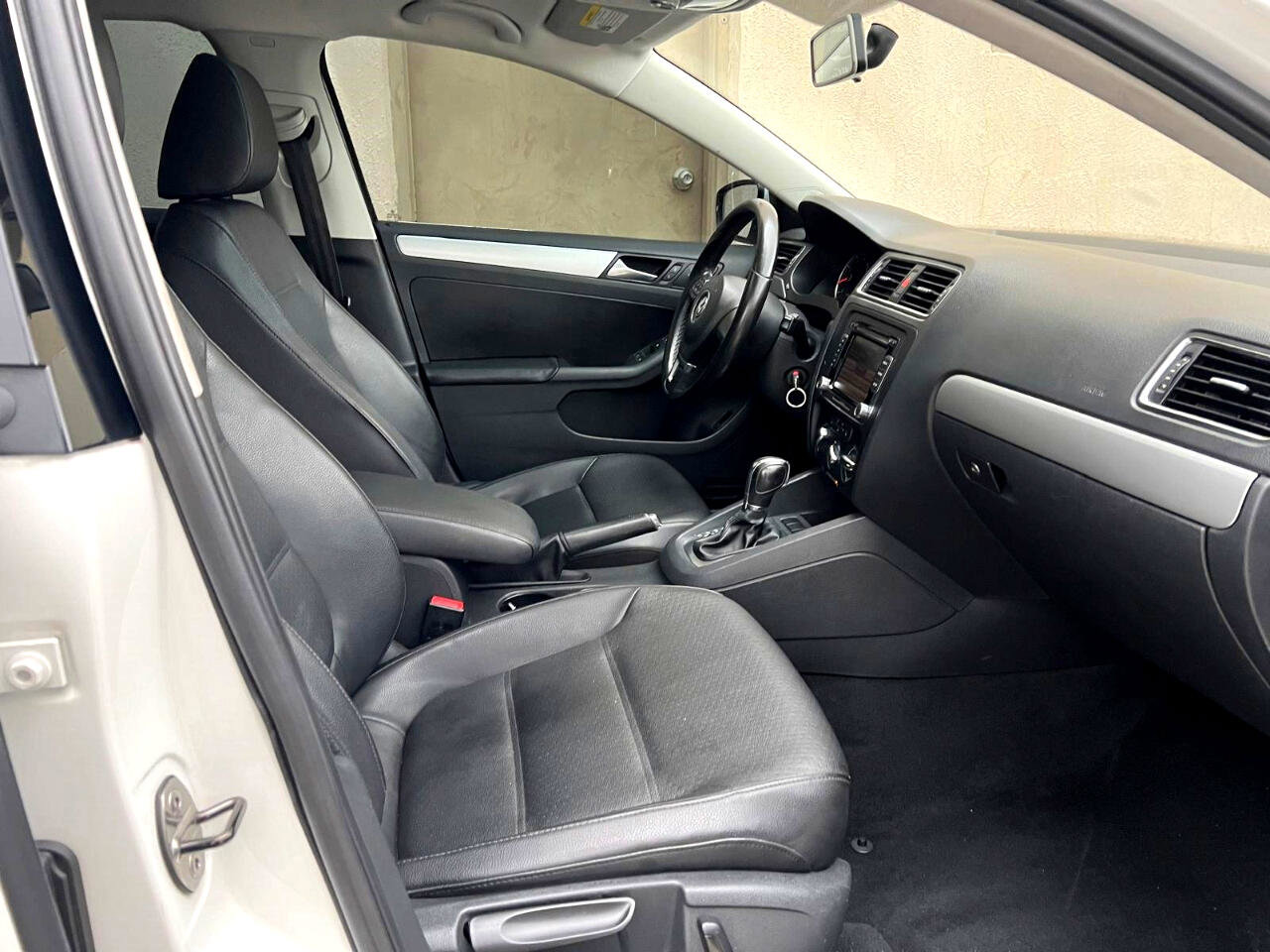 Used 2013 Volkswagen Jetta SE image 11