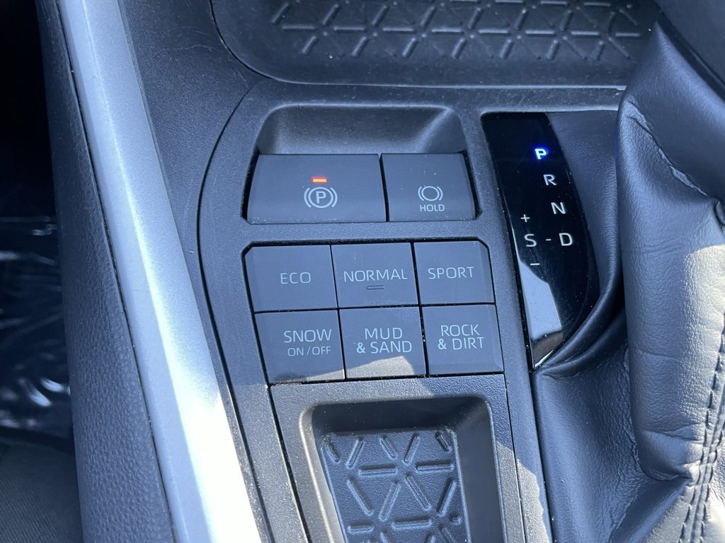 Used 2024 Toyota RAV4 XLE image 14