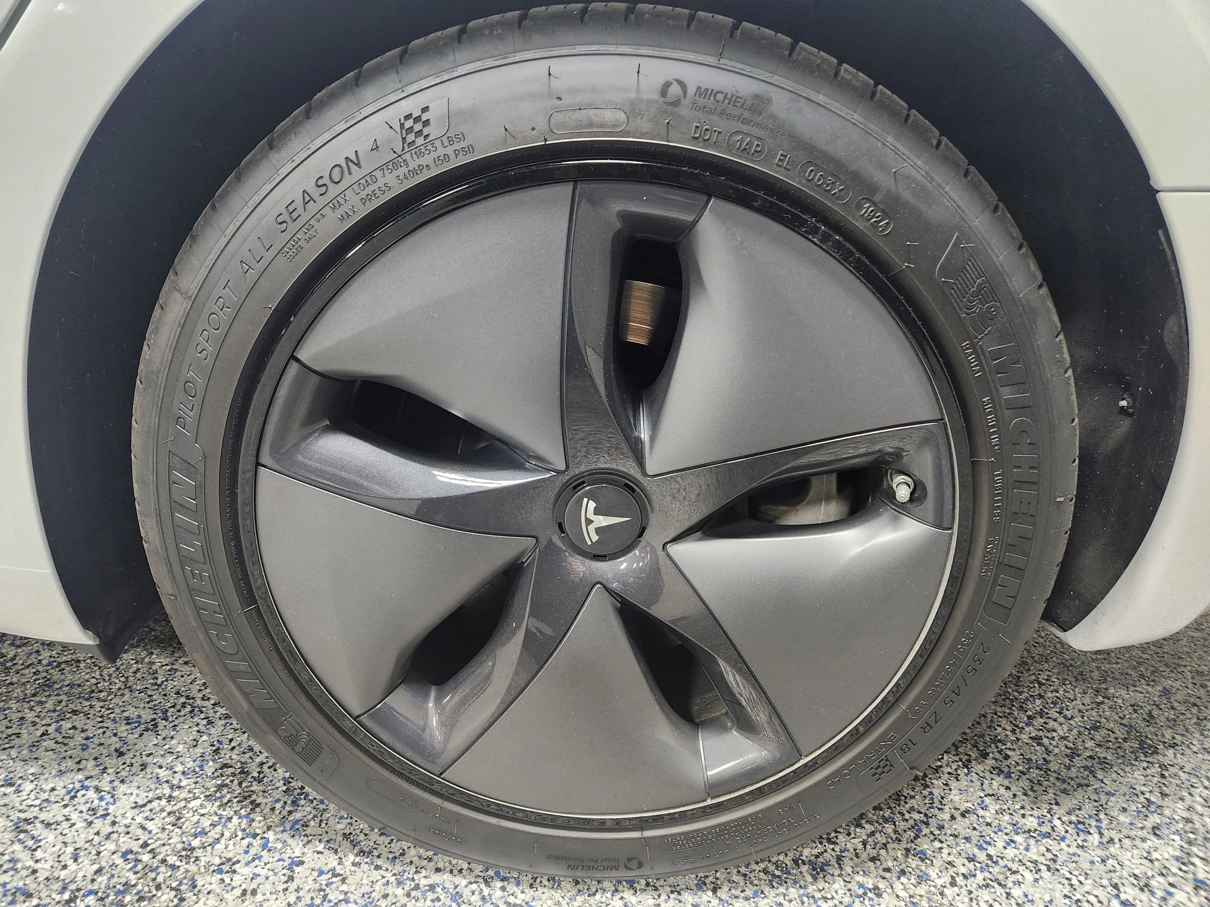 Used 2020 Tesla Model 3 Long Range image 41