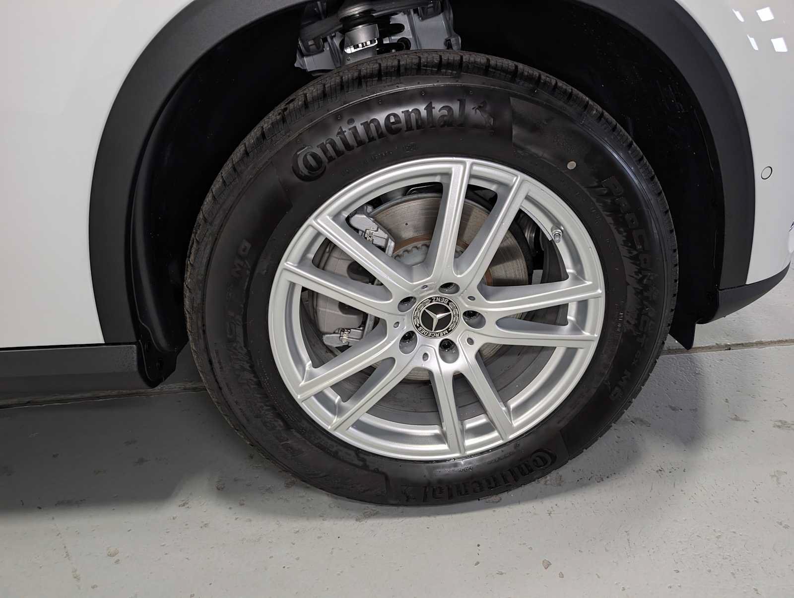 New 2026 Mercedes-Benz GLC 300 4MATIC image 3
