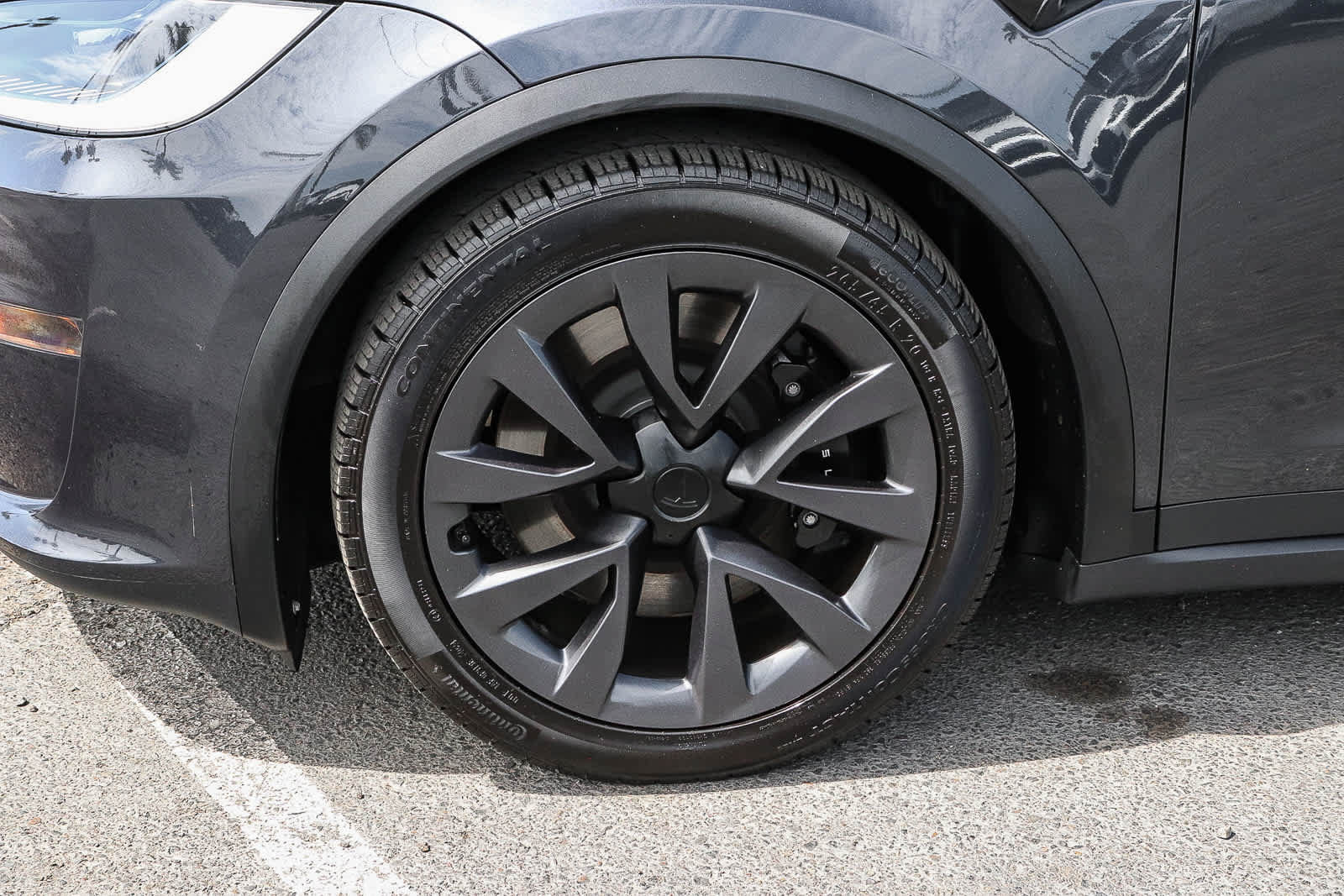 Used 2024 Tesla Model X AWD/4WD image 14