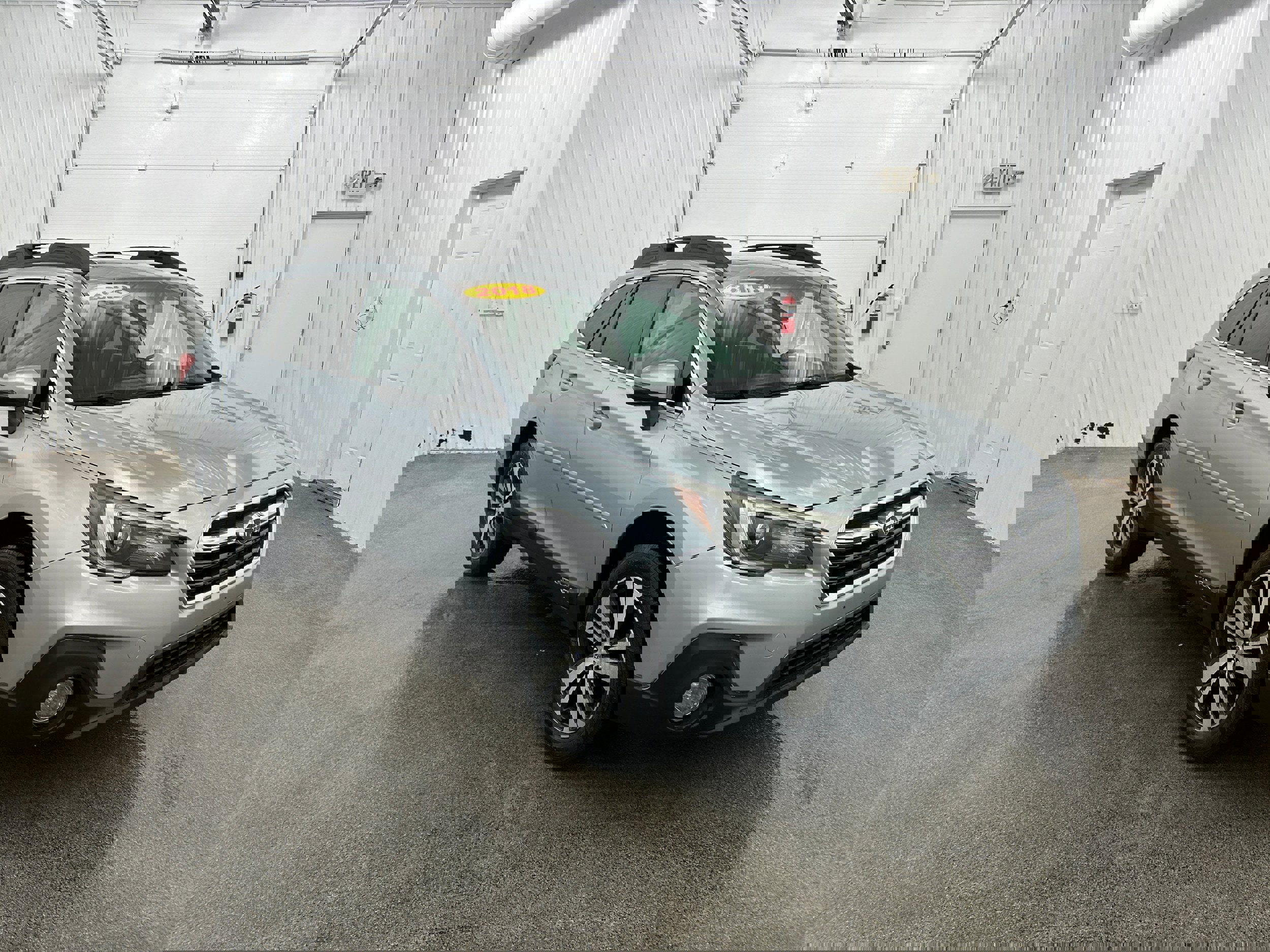 Used 2018 Subaru Outback 2.5i Limited image 2