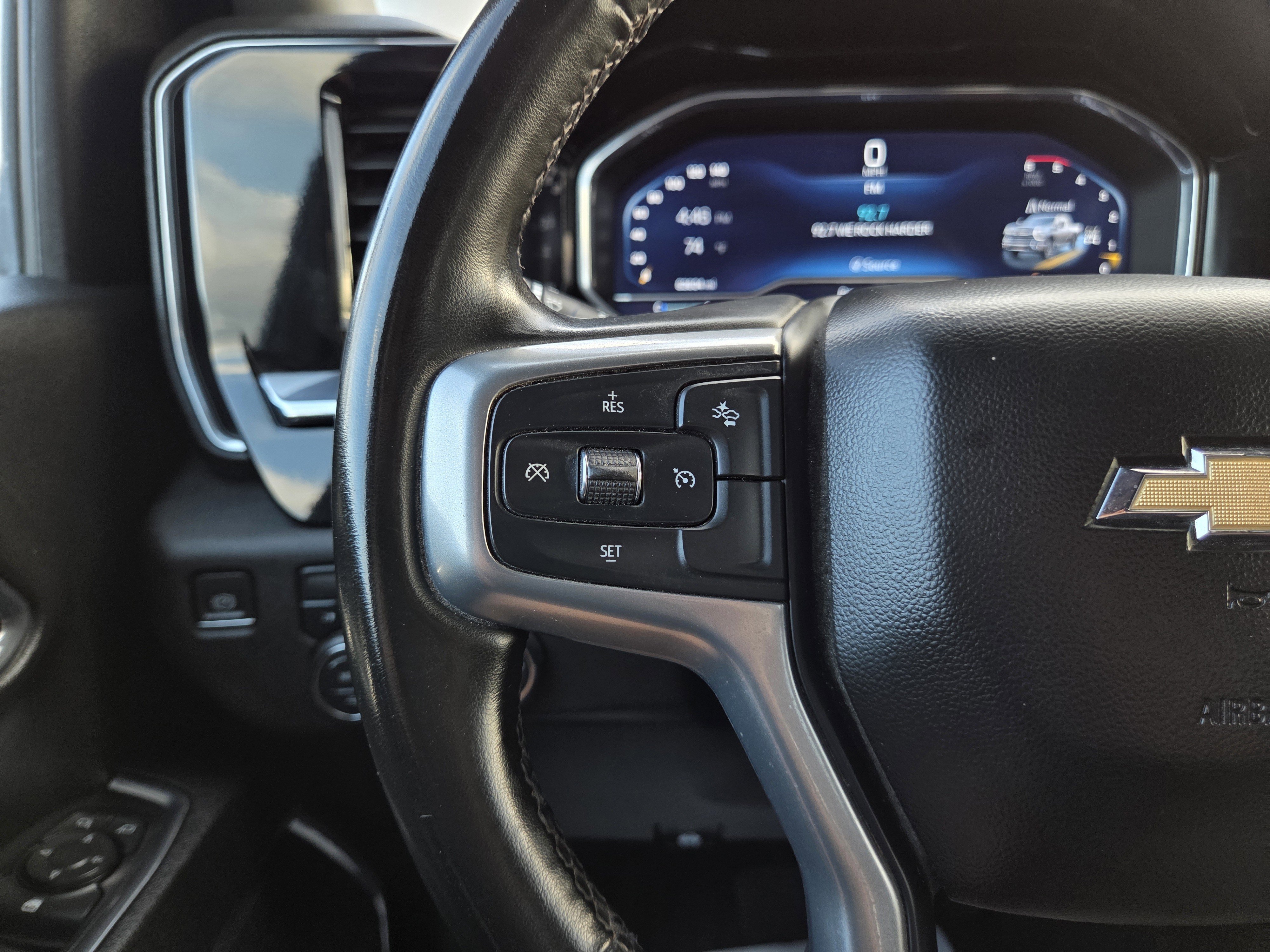 Used 2024 Chevrolet Silverado 2500 LT image 43