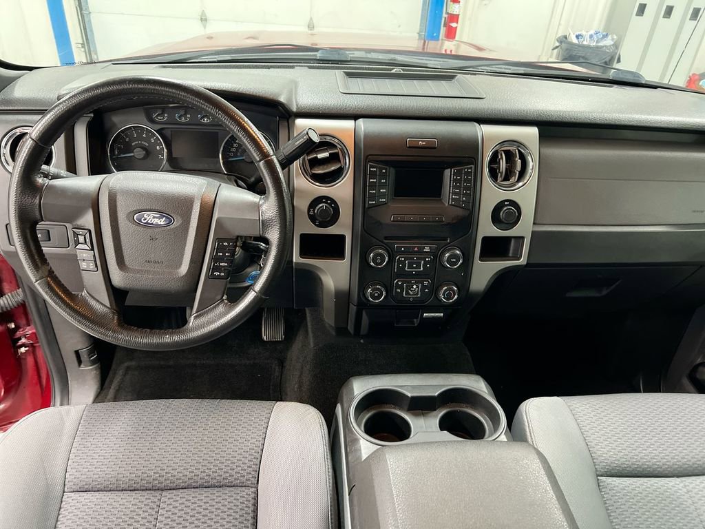 Used 2013 Ford F150 XLT w/ XLT Chrome Pkg image 10