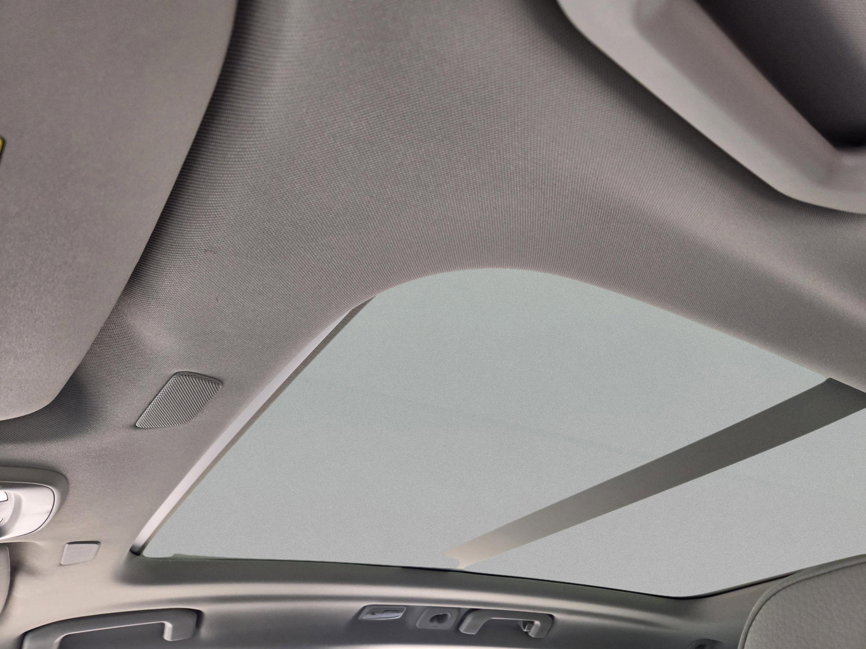 Used 2024 Volvo XC60 B5 Plus w/ Protection Package Premier image 39