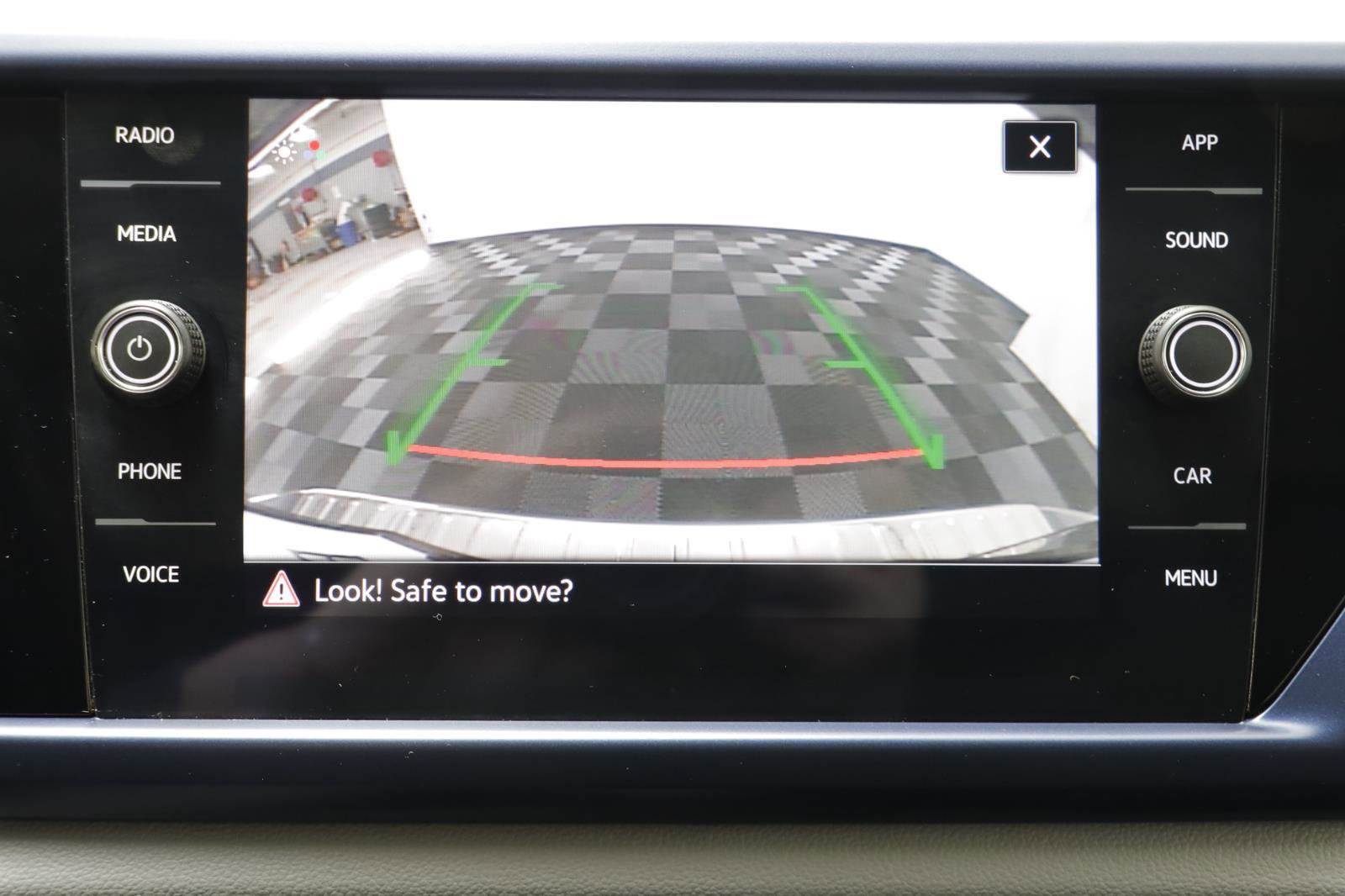 Certified 2023 Volkswagen Taos SE w/ Black Wheel Package image 10