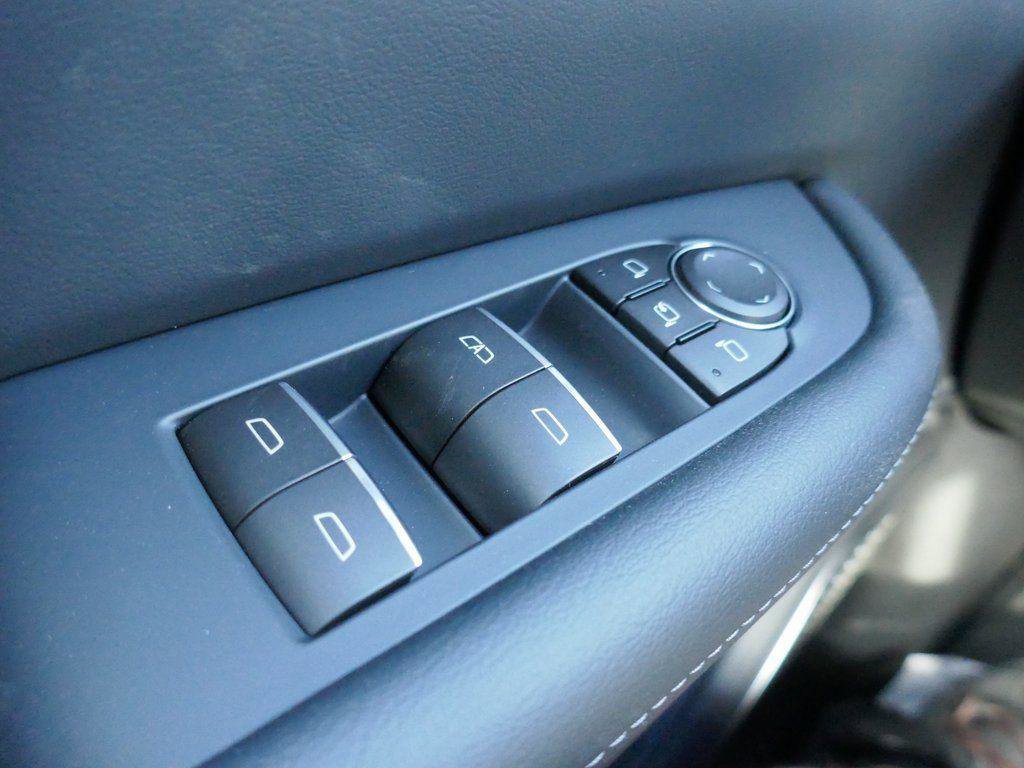 New 2026 Buick Enclave Avenir w/ Super Cruise Package image 16