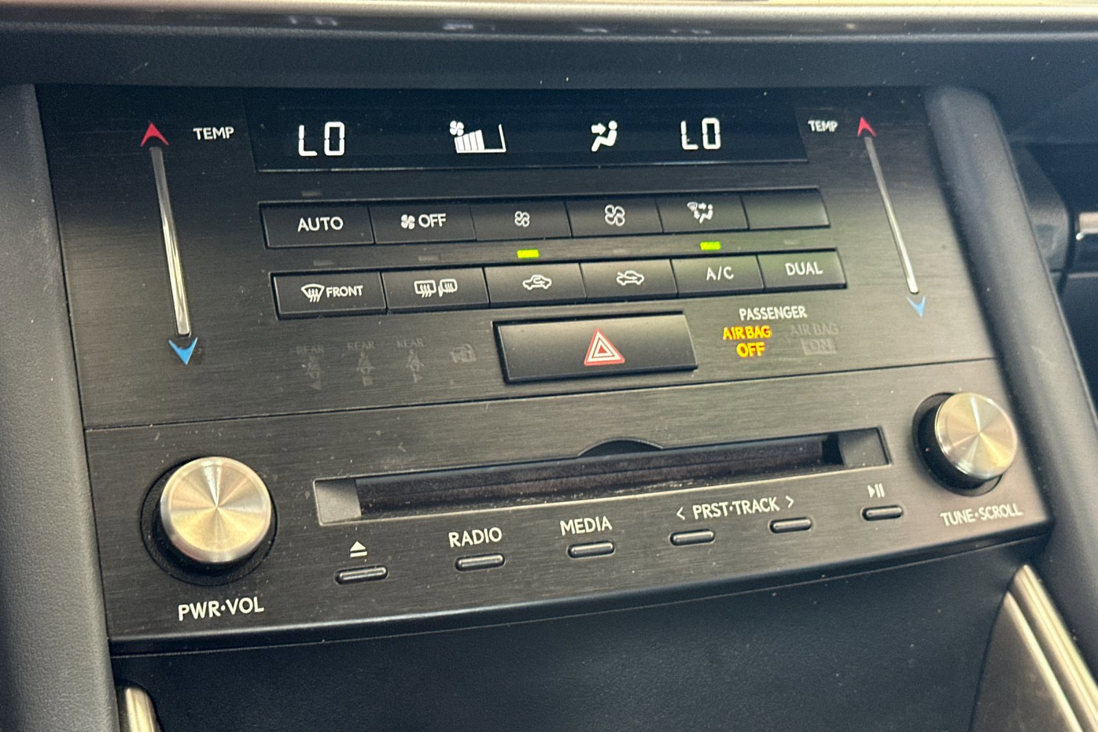 Used 2018 Lexus IS 300 w/ Accessory Package RWD image 19