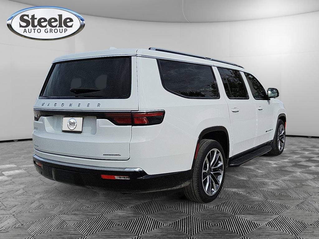 Used 2023 Jeep Wagoneer L Series II w/ Premium Group I image 5