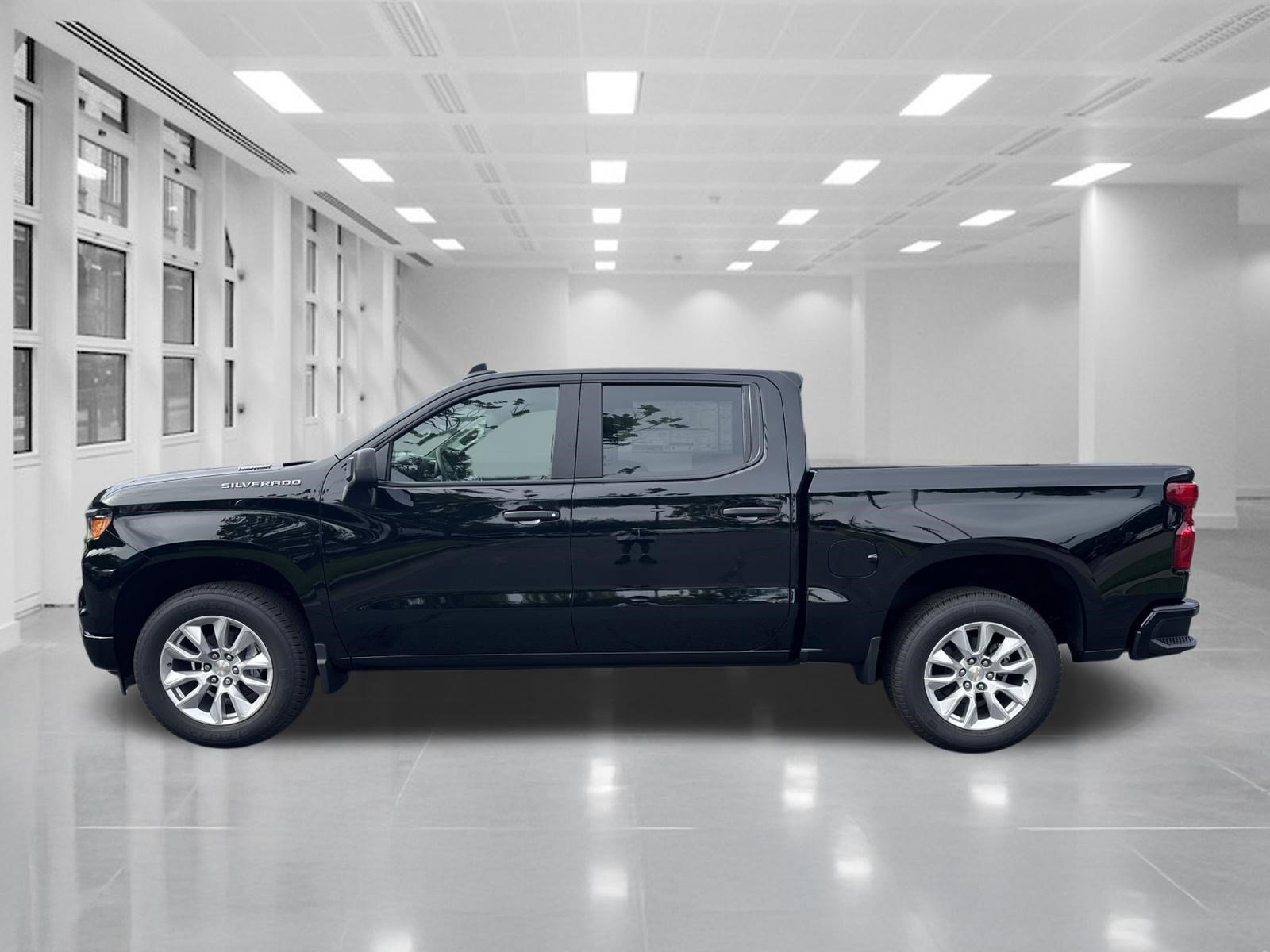 New 2026 Chevrolet Silverado 1500 Custom RWD image 8