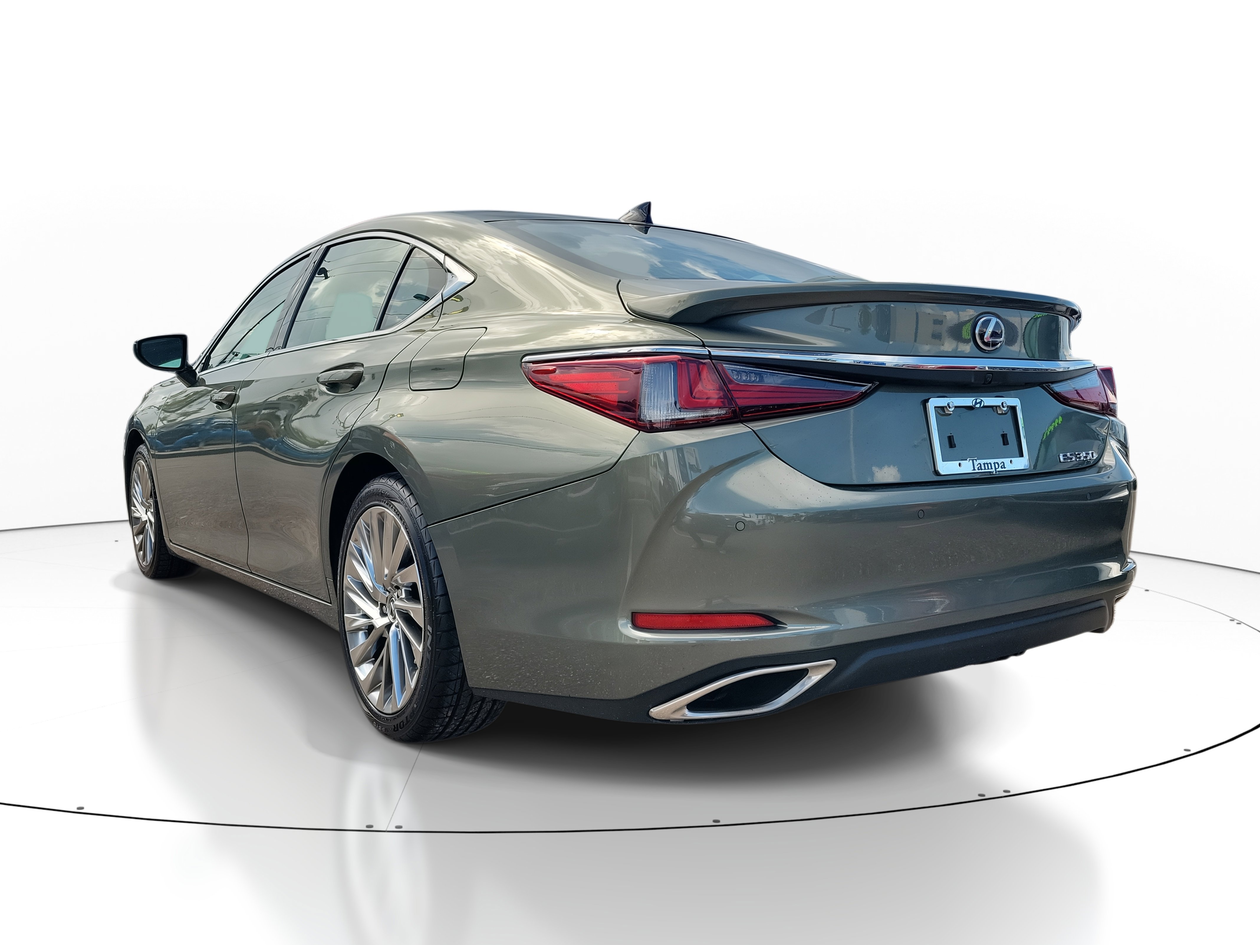 Used 2023 Lexus ES 350 Ultra Luxury image 5