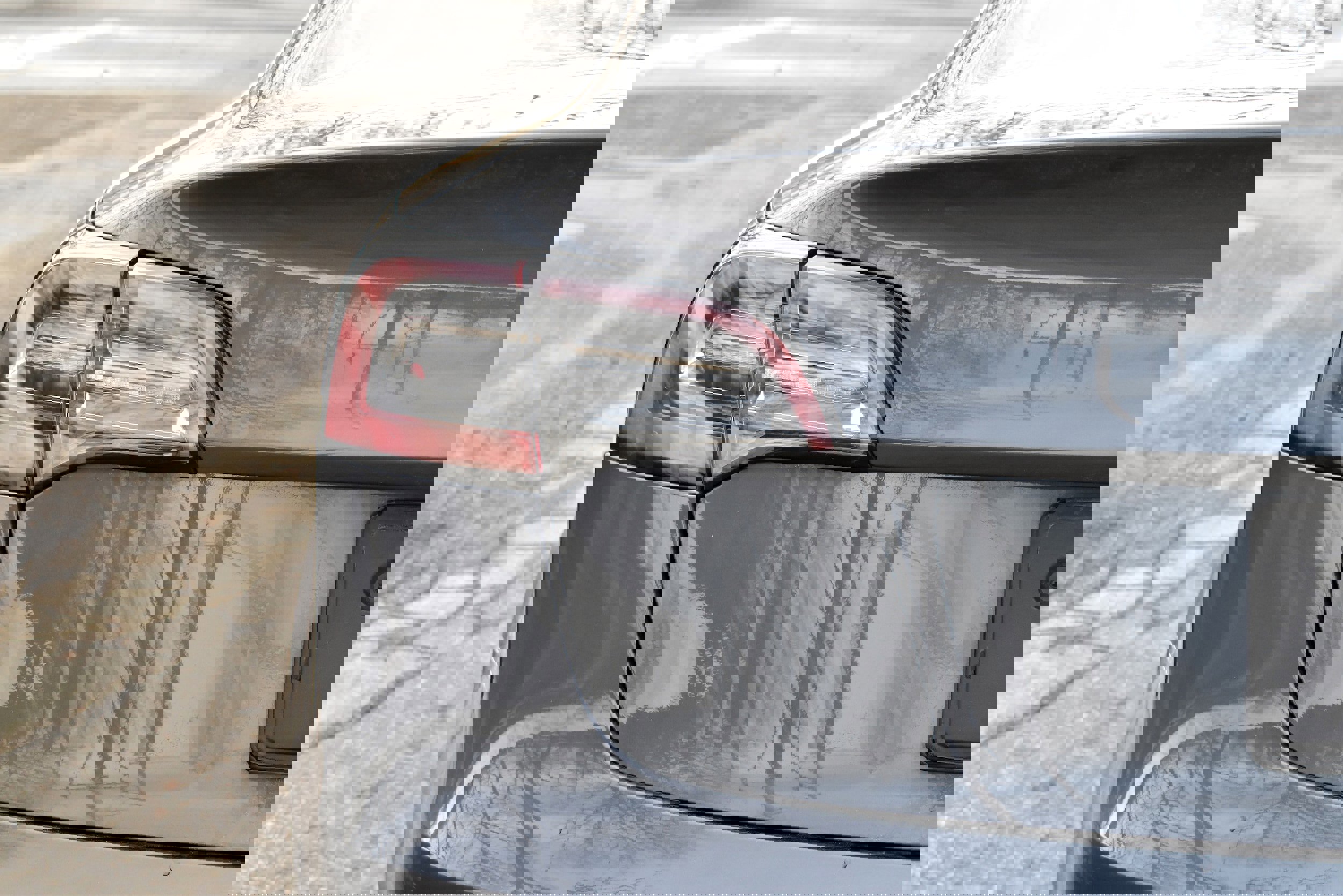 Used 2023 Tesla Model 3 Standard Range image 17