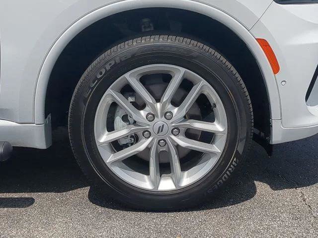 Certified 2025 Dodge Durango GT AWD/4WD image 11