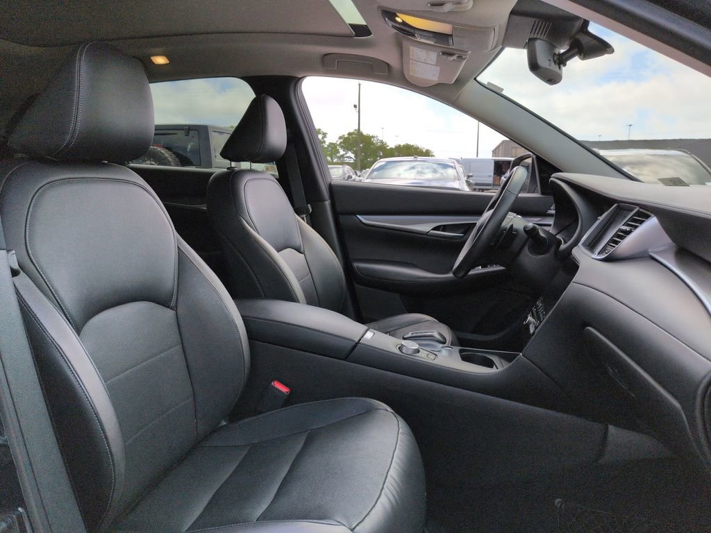 Used 2023 INFINITI QX50 Luxe w/ Cargo Package image 30