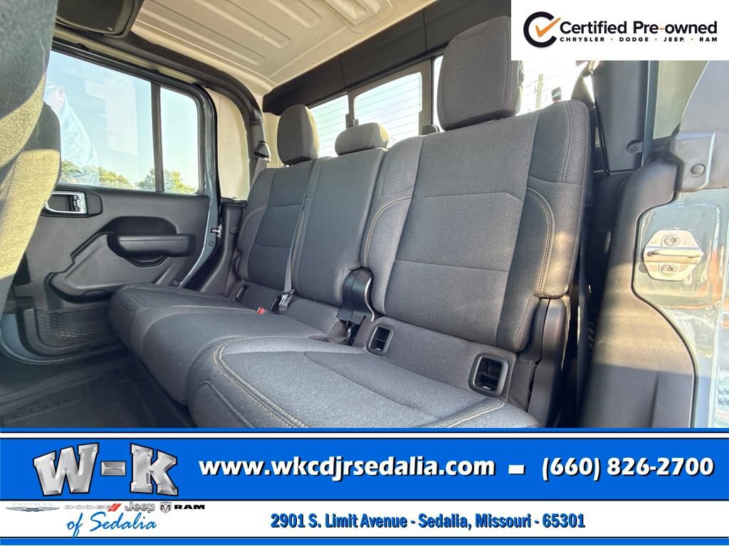Certified 2025 Jeep Gladiator Sport AWD/4WD image 23