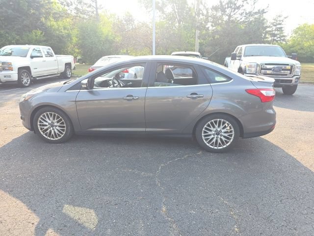 Used 2014 Ford Focus Titanium FWD image 4