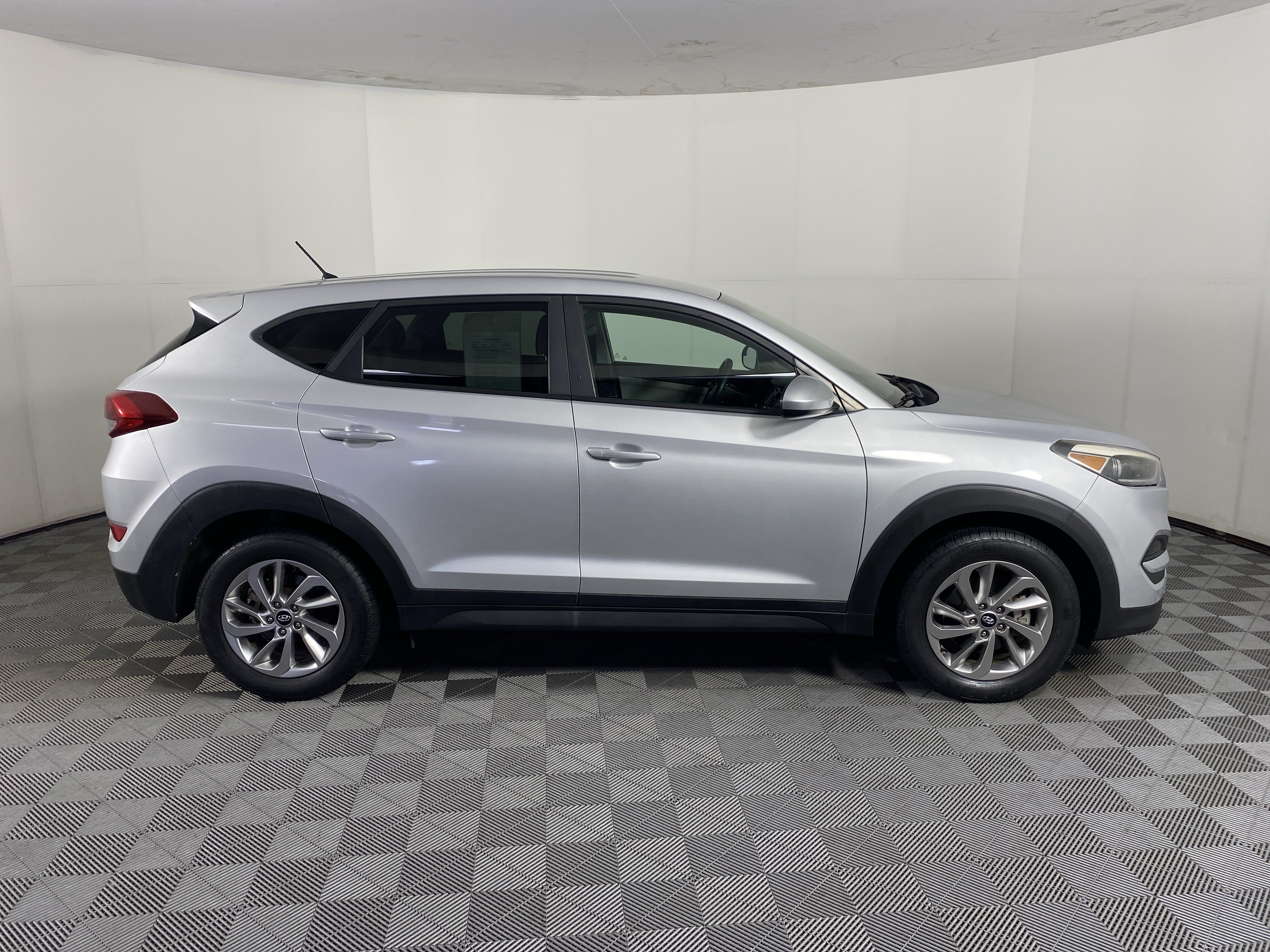 Used 2018 Hyundai Tucson SE AWD/4WD image 5
