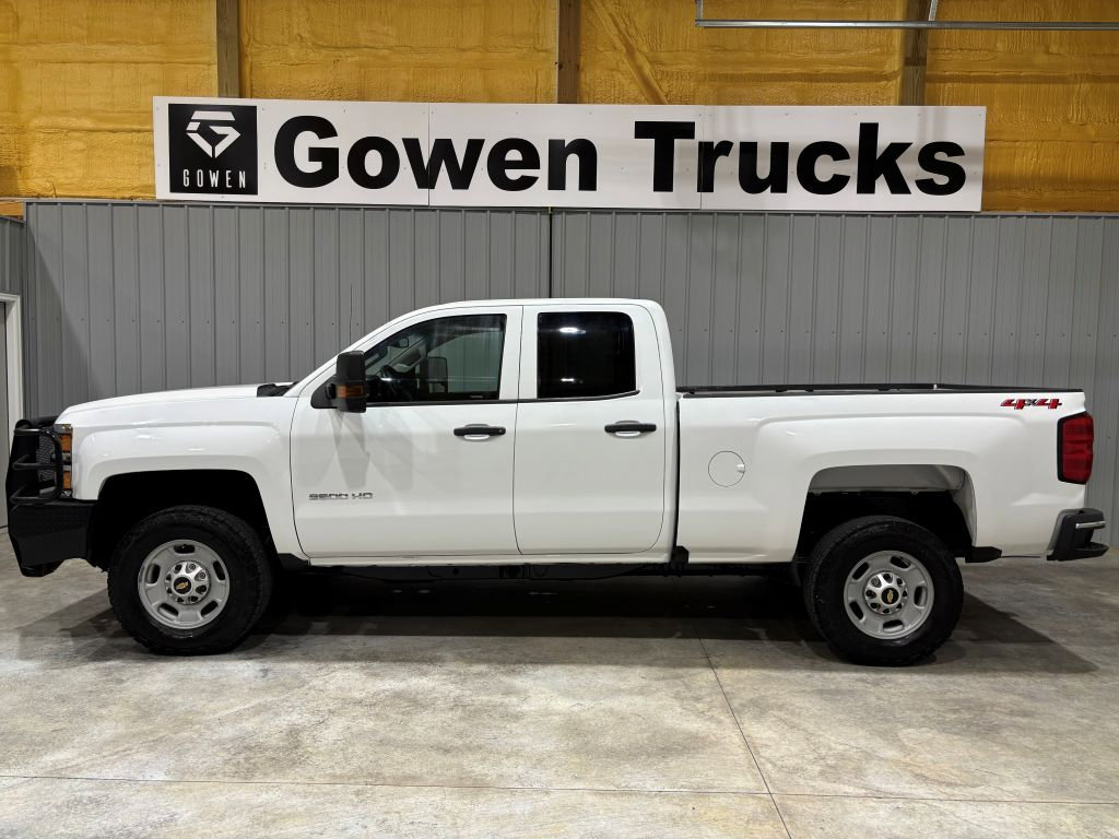 Used 2019 Chevrolet Silverado 2500 W/T image 2