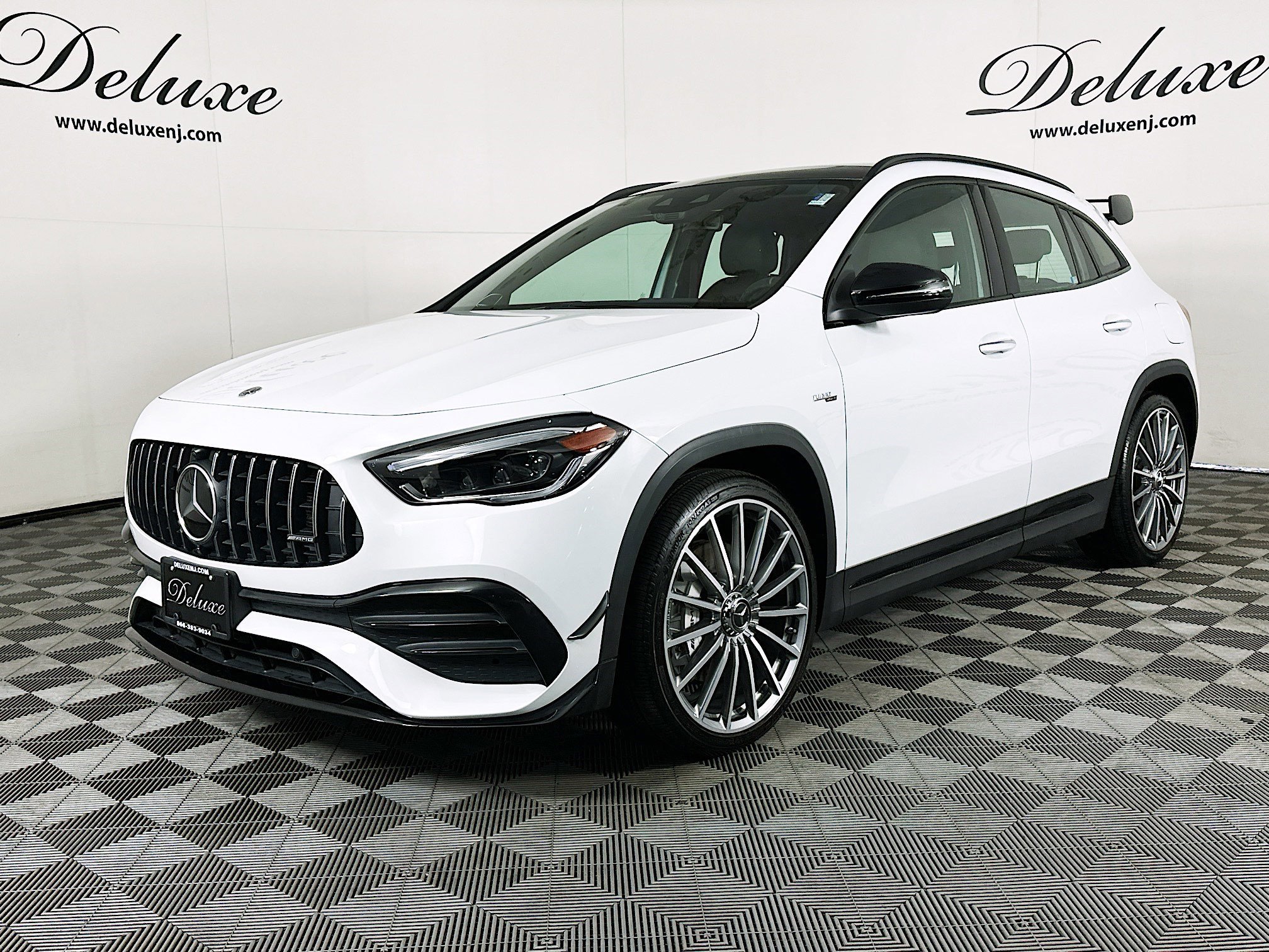 Used 2021 Mercedes-Benz GLA 35 AMG 4MATIC image 3