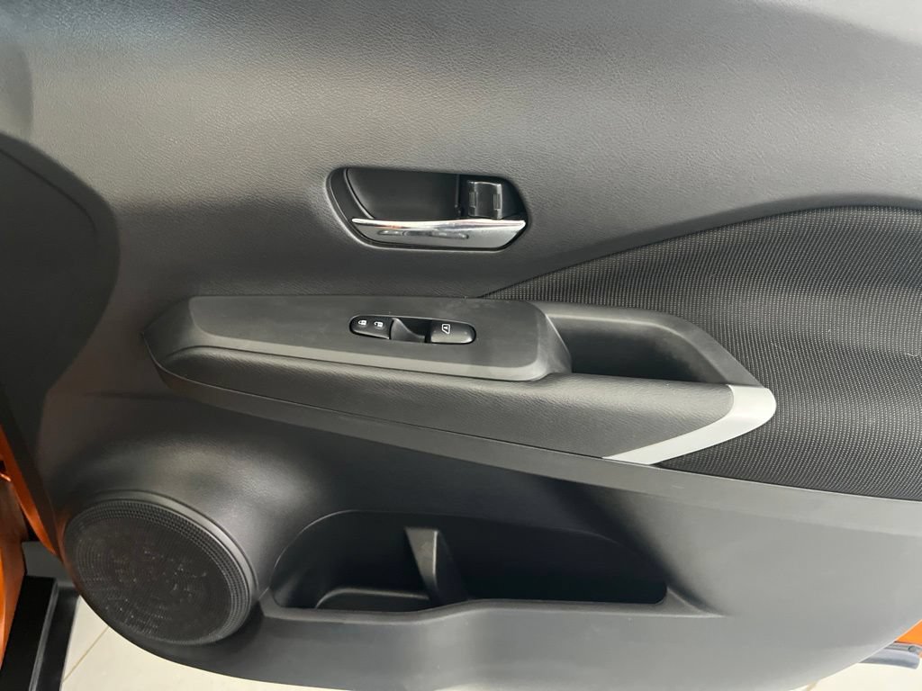 Used 2021 Nissan Kicks SV FWD image 54
