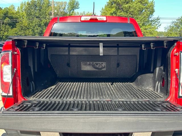 Used 2016 GMC Canyon SLE w/ SLE Convenience Package AWD/4WD image 8