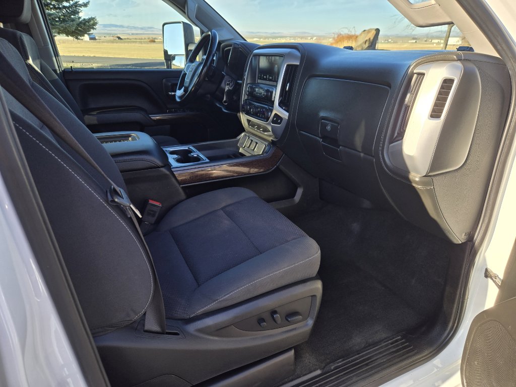 Used 2018 GMC Sierra 3500 SLE image 24