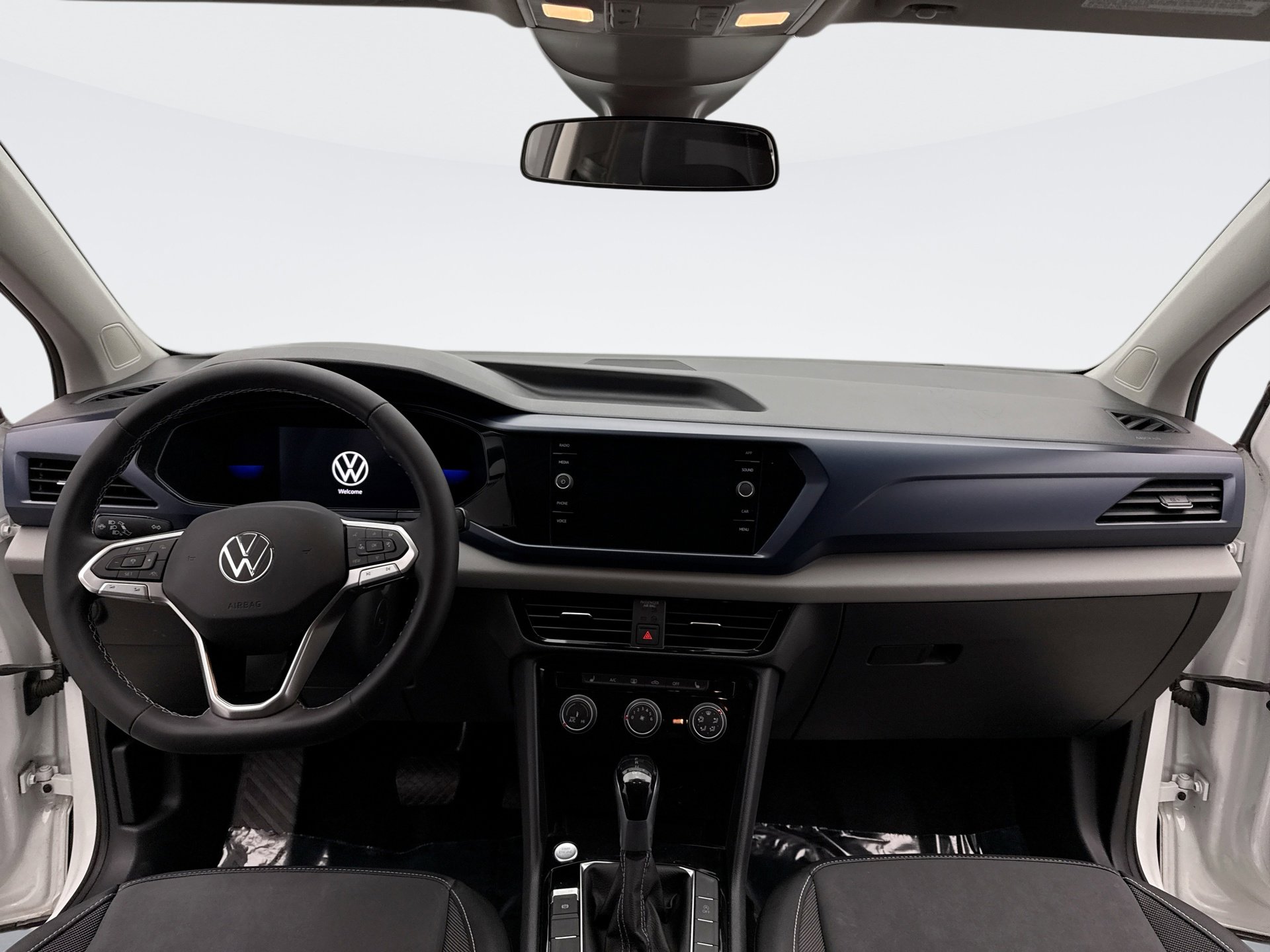 Used 2023 Volkswagen Taos SE image 14