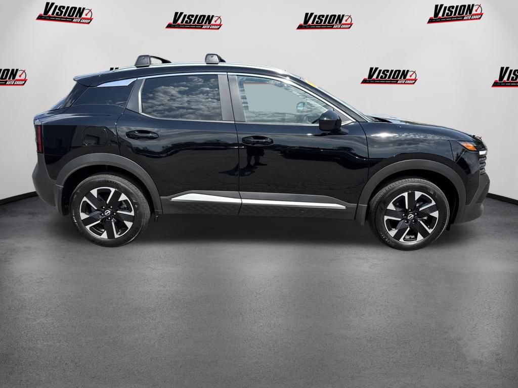 Used 2025 Nissan Kicks SV w/ SV Premium Package AWD/4WD image 6