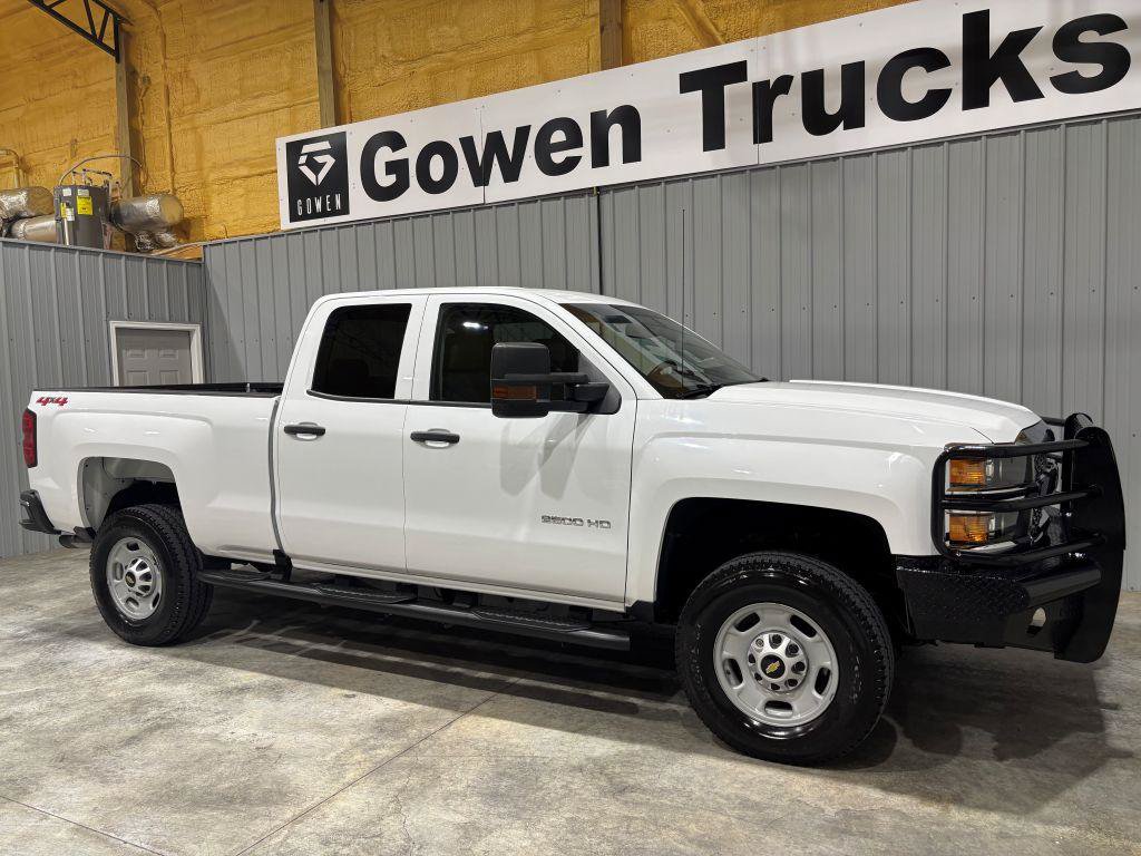 Used 2019 Chevrolet Silverado 2500 W/T AWD/4WD image 3