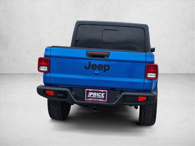 Used 2023 Jeep Gladiator Sport AWD/4WD image 6