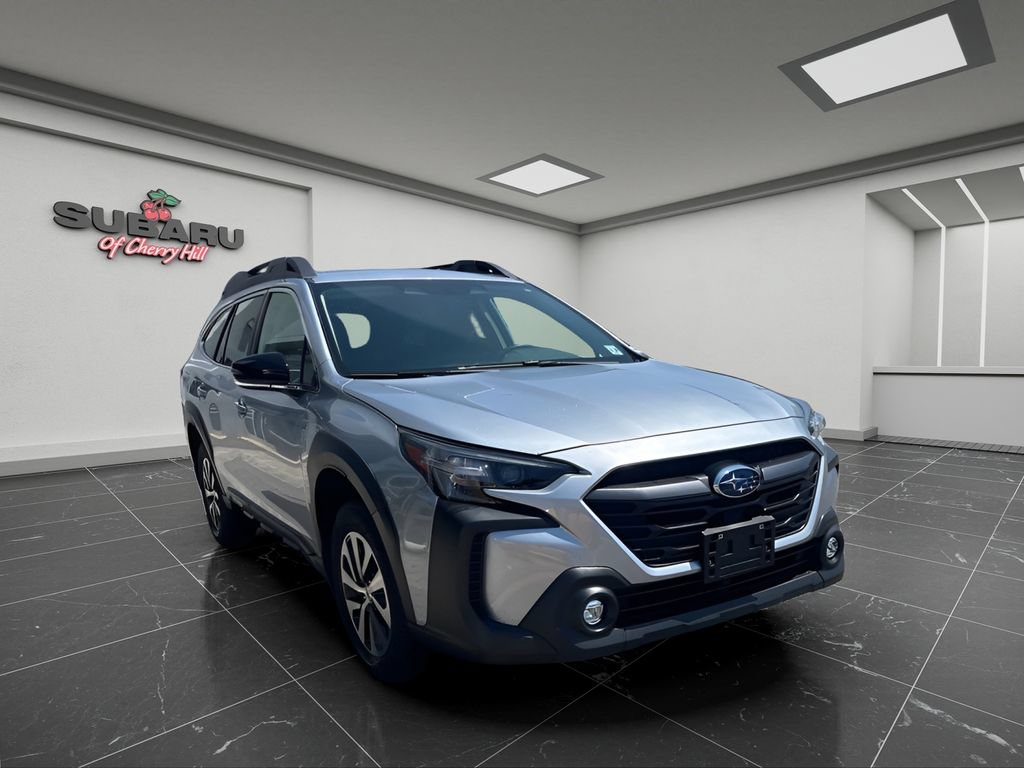 Certified 2025 Subaru Outback Premium AWD/4WD image 2