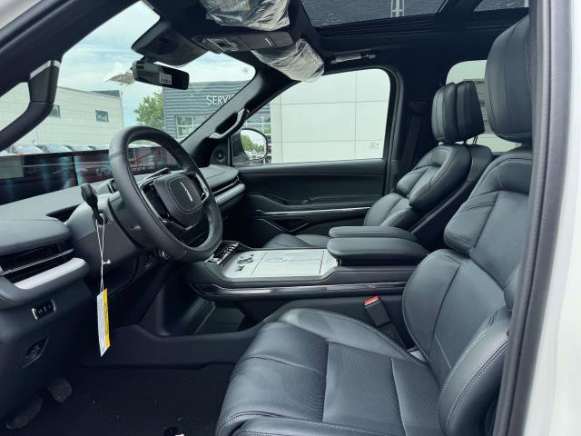 New 2026 Lincoln Navigator L Reserve w/ Jet Appearance Package AWD/4WD image 12