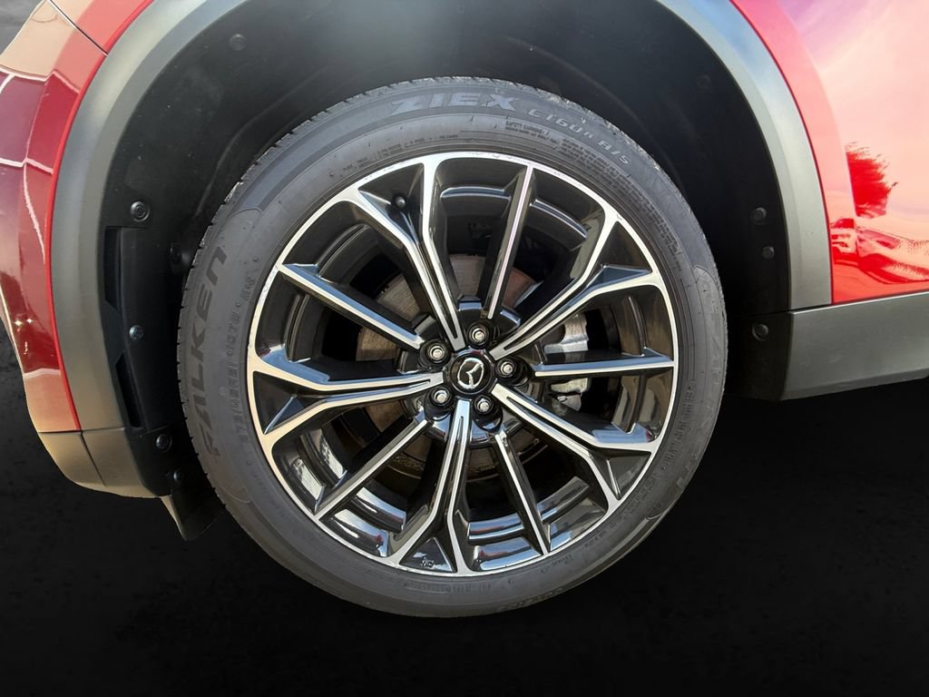 Used 2025 MAZDA CX-70 Plug-In Hybrid w/ Premium Pkg AWD/4WD image 12