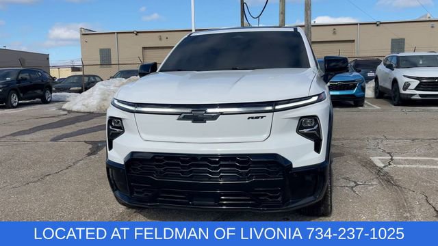 Certified 2024 Chevrolet Silverado EV RST image 3