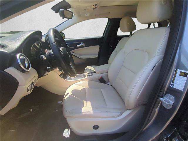 Used 2015 Mercedes-Benz GLA 250 image 17