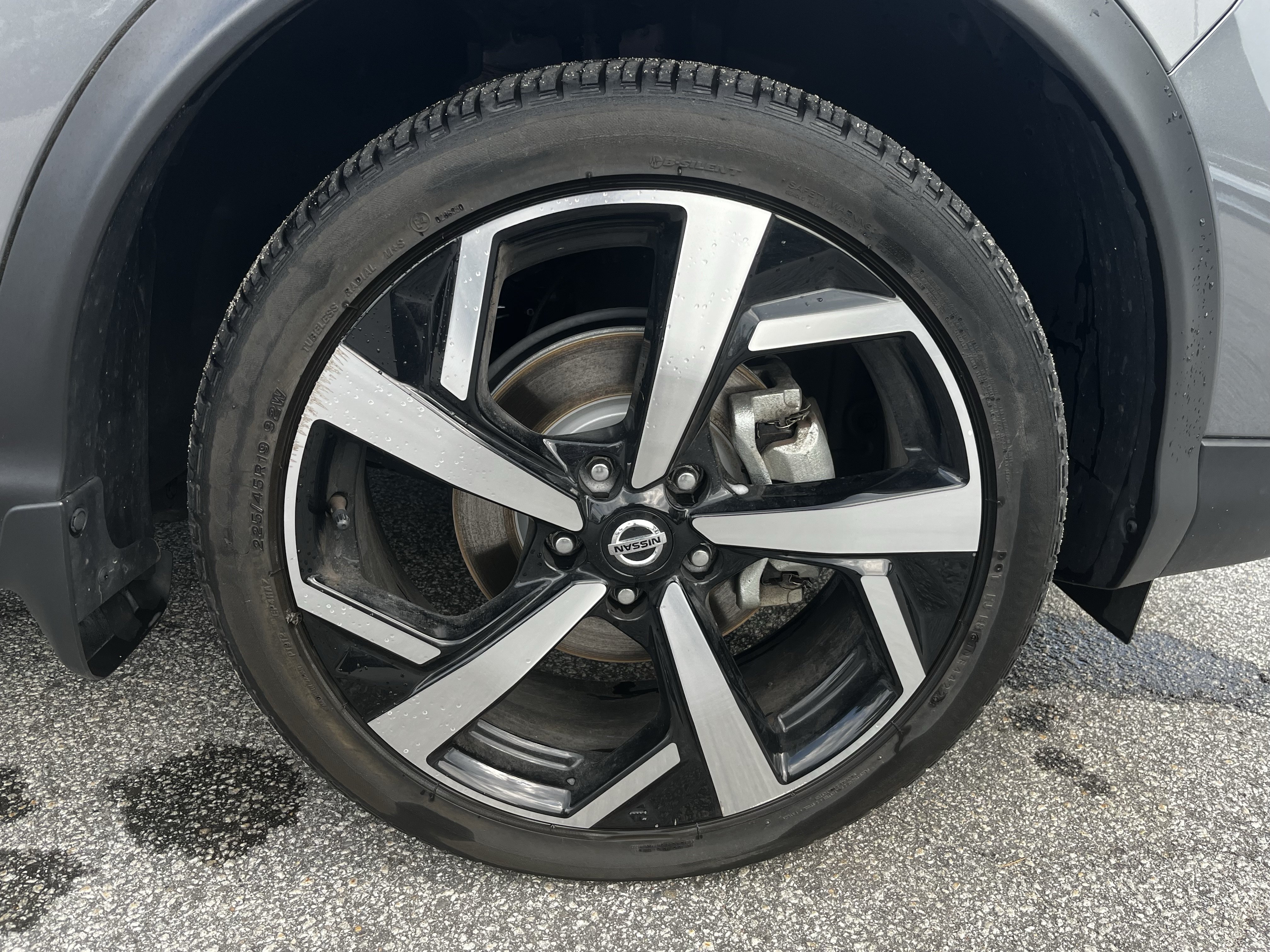Used 2022 Nissan Rogue Sport SL w/ Premium Package AWD/4WD image 9
